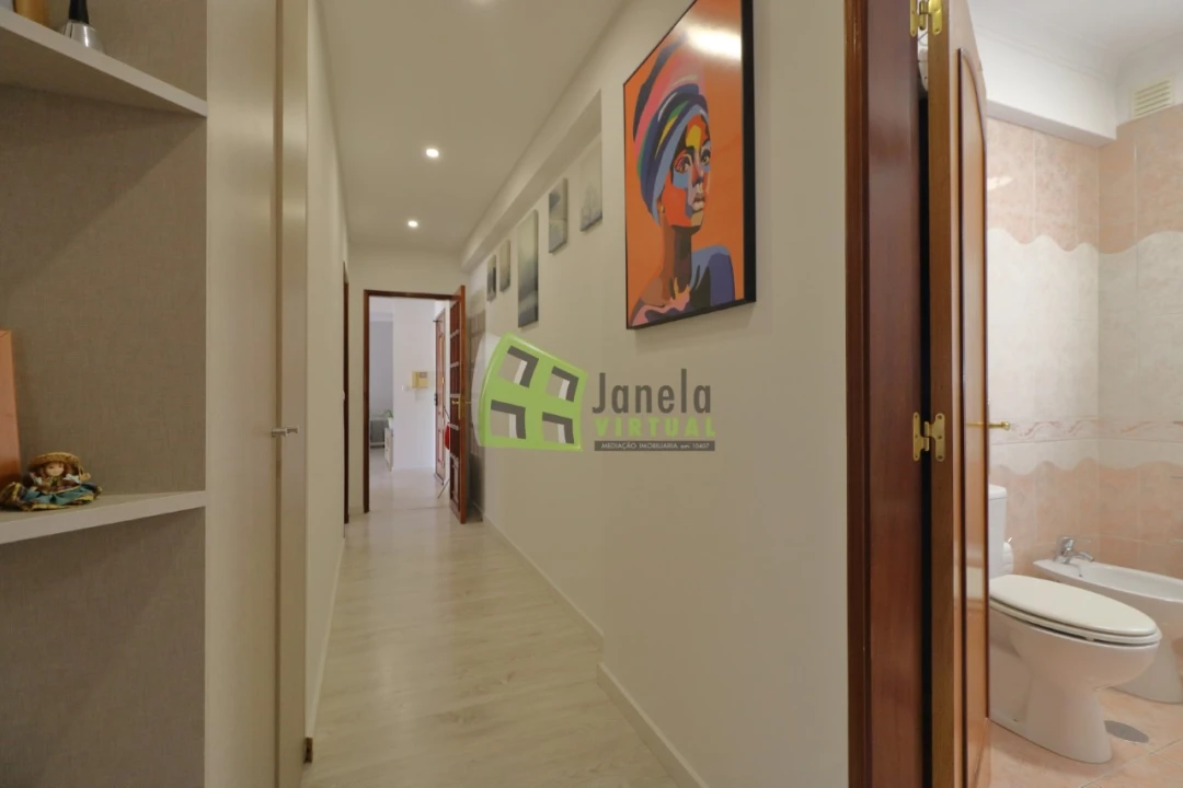 Apartamento T3 para Venda em Quinta do Conde Foto 11