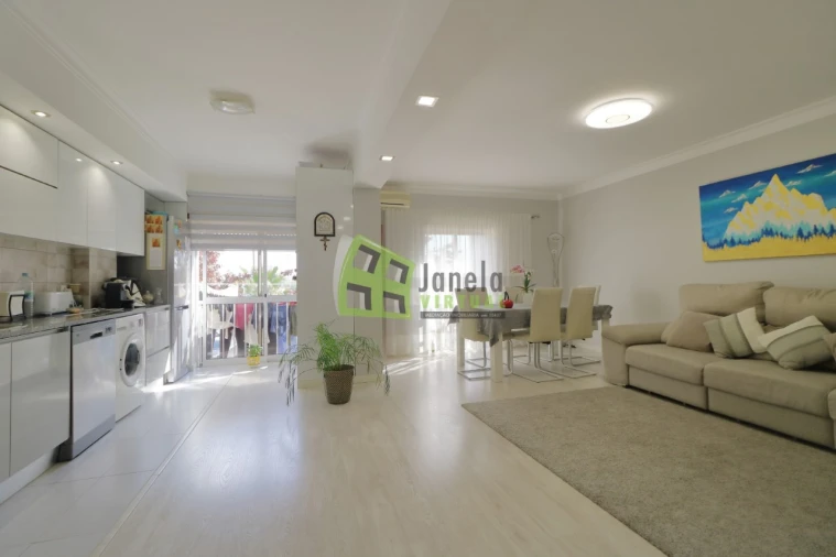 Apartamento T3 para Venda em Quinta do Conde Foto 2