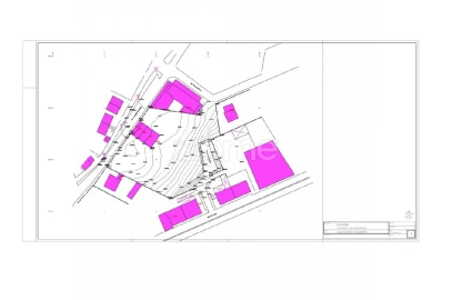 Terreno Comércio / Armazém para Arrendamento em São João da Madeira