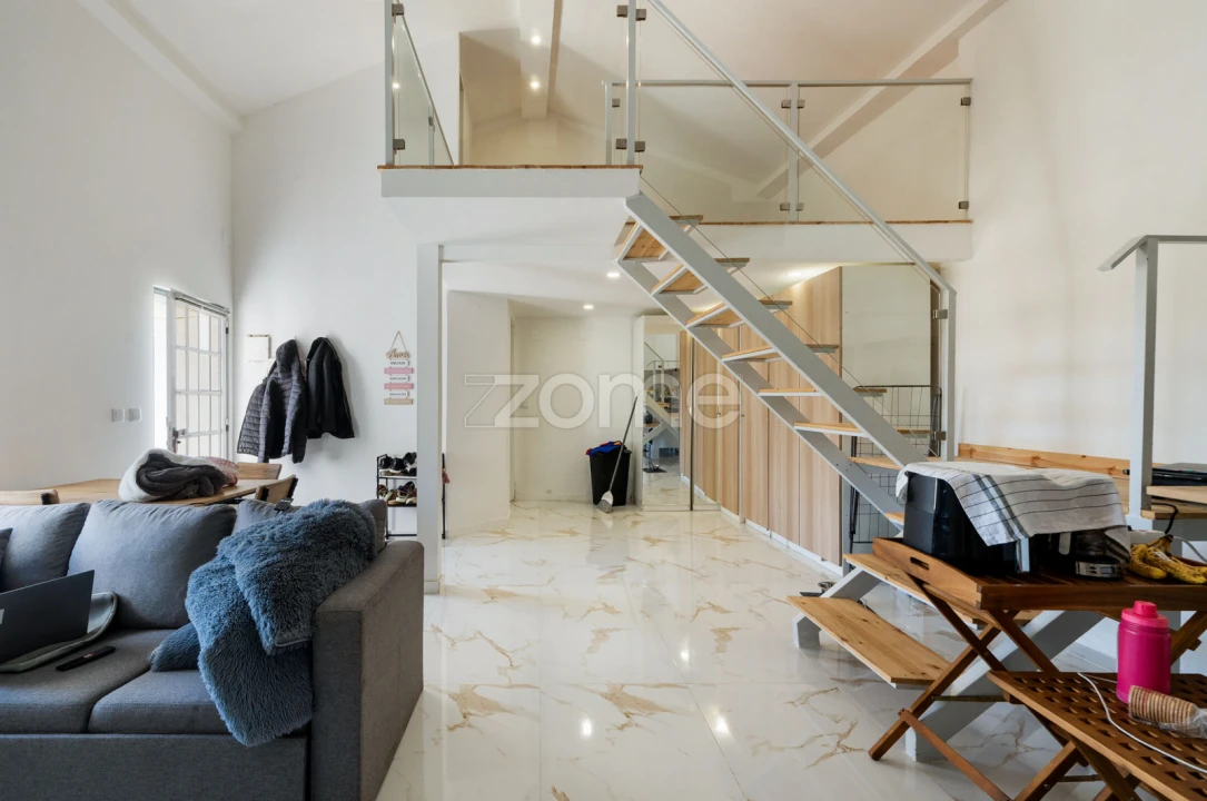 Moradia T4 para Venda em Almalagues Foto 14