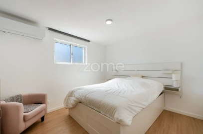 Moradia T4 para Venda em Almalagues