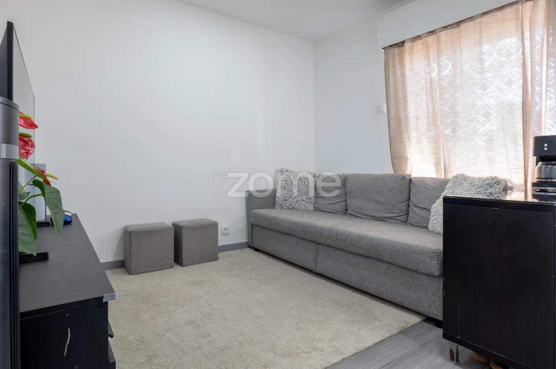 Apartamento T2 para Venda em Massamá e Monte Abraão Foto 10