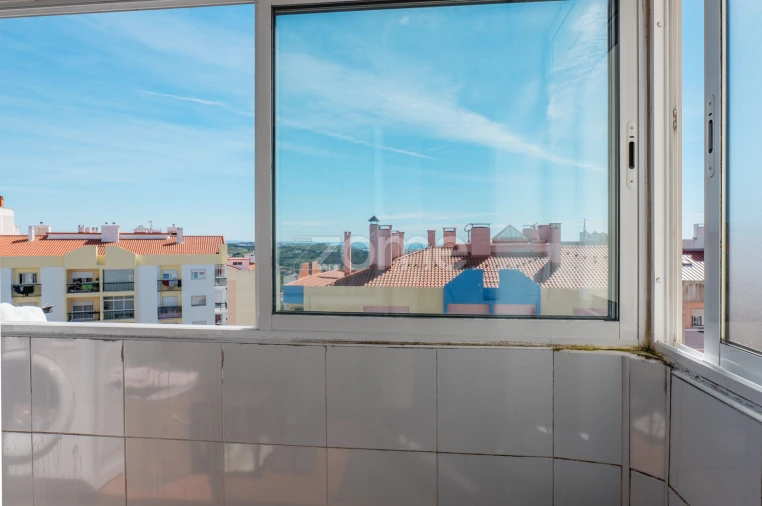 Apartamento T2 para Venda em Massamá e Monte Abraão Foto 14
