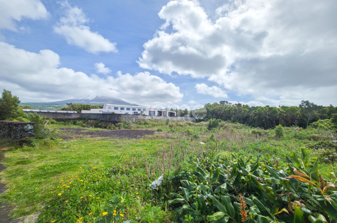 Terreno para Venda em Bandeiras Foto 2