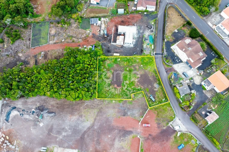 Terreno para Venda em Bandeiras