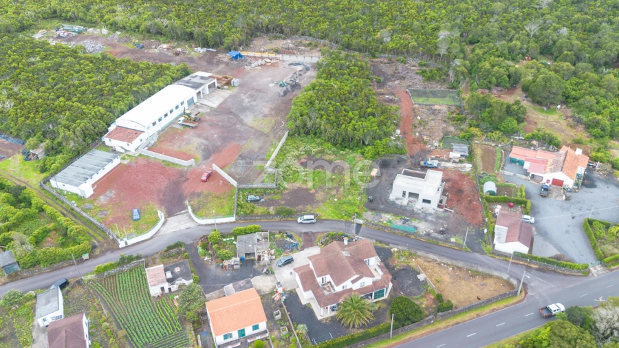 Terreno para Venda em Bandeiras