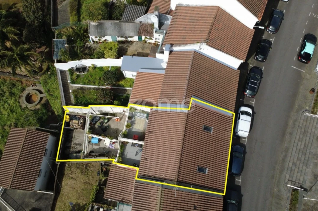 Moradia T4 para Venda em Furnas Foto 5