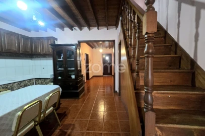 Moradia T4 para Venda em Furnas