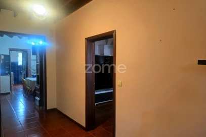 Moradia T4 para Venda em Furnas