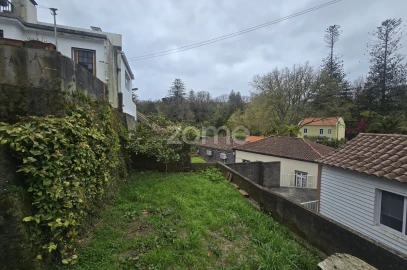 Moradia T4 para Venda em Furnas