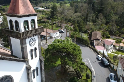 Moradia T4 para Venda em Furnas