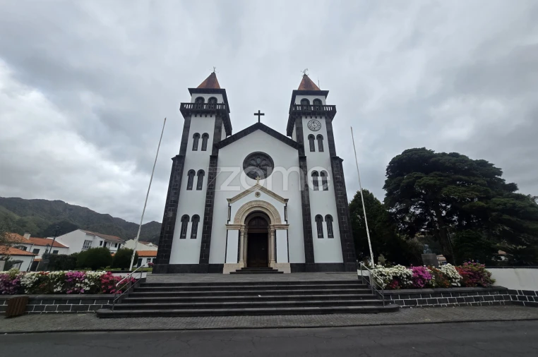 Moradia T4 para Venda em Furnas Foto 25