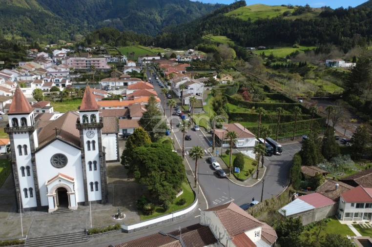 Moradia T4 para Venda em Furnas Foto 28