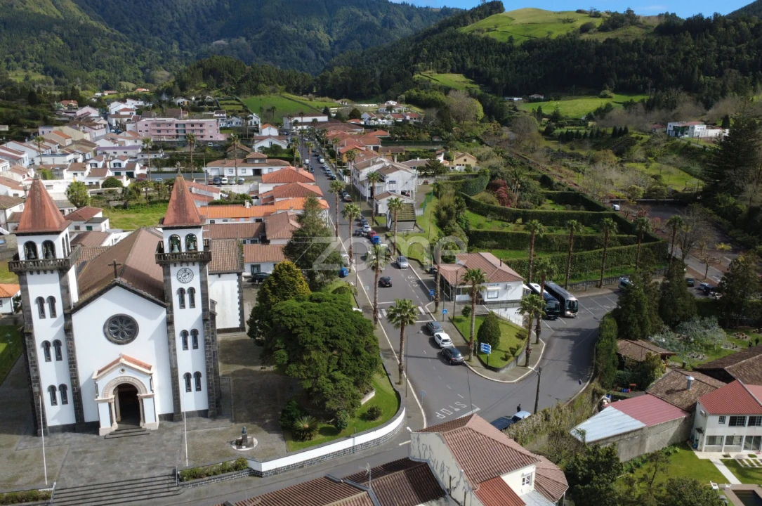 Moradia T4 para Venda em Furnas Foto 28