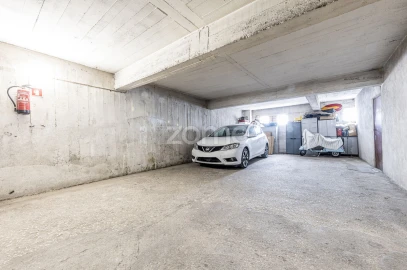 Apartamento T2 para Venda em Póvoa de Santa Iria e Forte da Casa