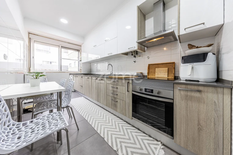 Apartamento T2 para Venda em Póvoa de Santa Iria e Forte da Casa