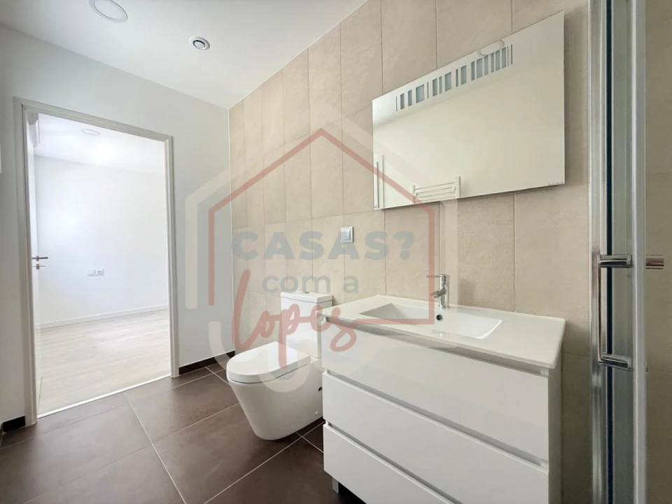 Moradia T3 para Venda em Fonte de Angeão e Covão do Lobo Foto 12