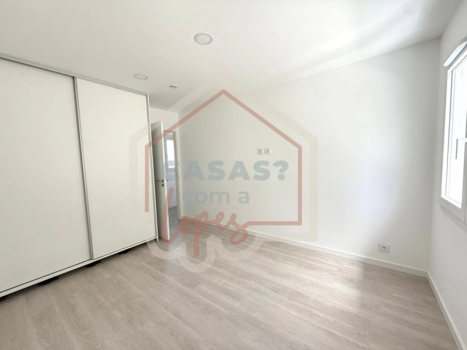 Moradia T3 para Venda em Fonte de Angeão e Covão do Lobo Foto 15