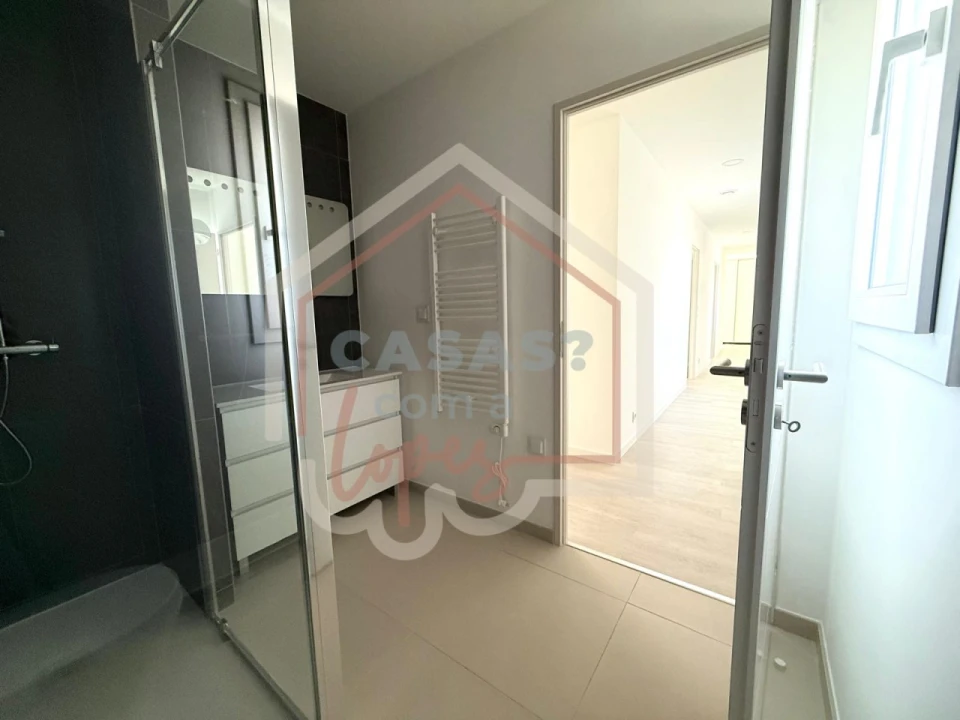 Moradia T3 para Venda em Fonte de Angeão e Covão do Lobo Foto 18