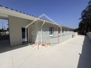 Moradia T3 para Venda em Fonte de Angeão e Covão do Lobo