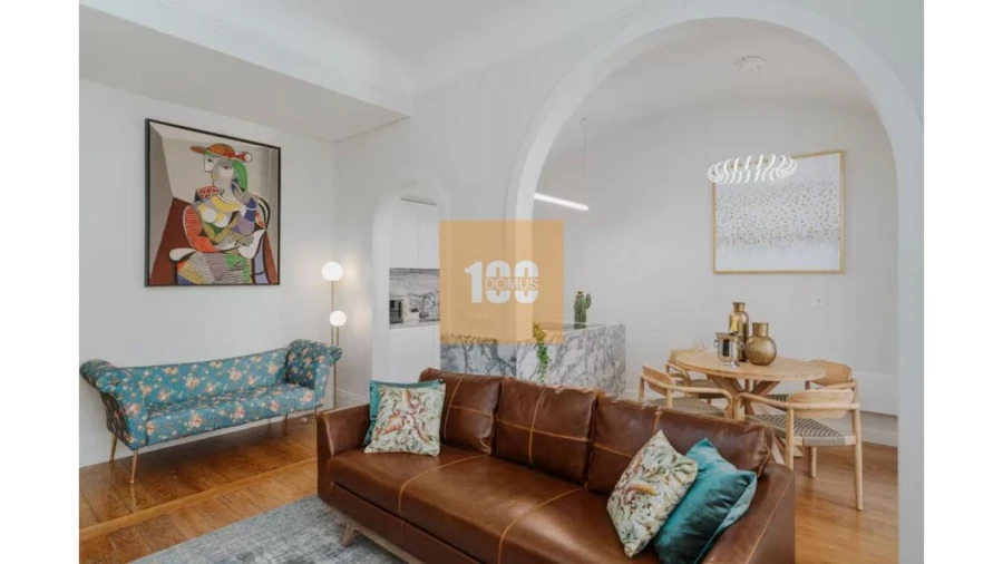 Apartamento T2 para Venda em Paranhos Foto 3