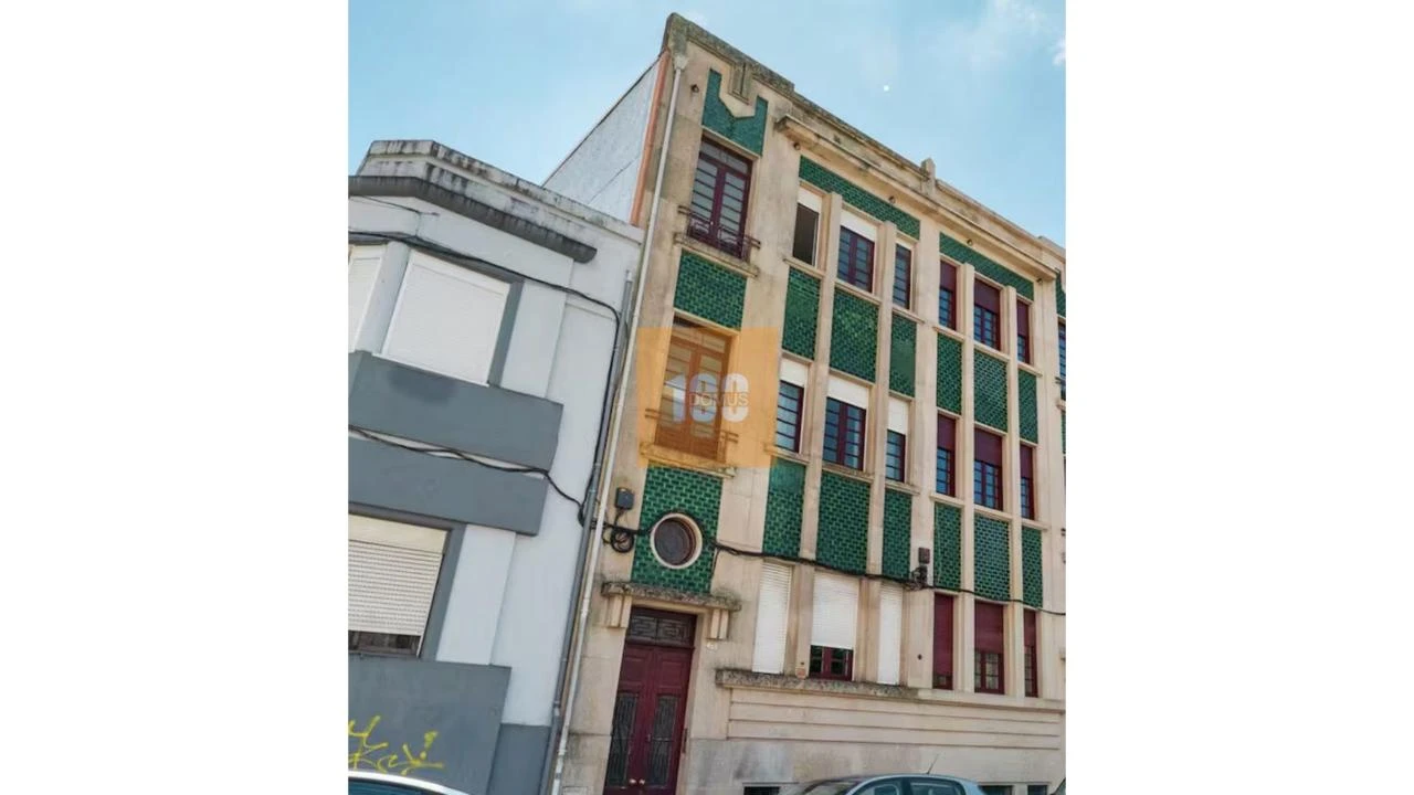 Apartamento T2 para Venda em Paranhos Foto 32