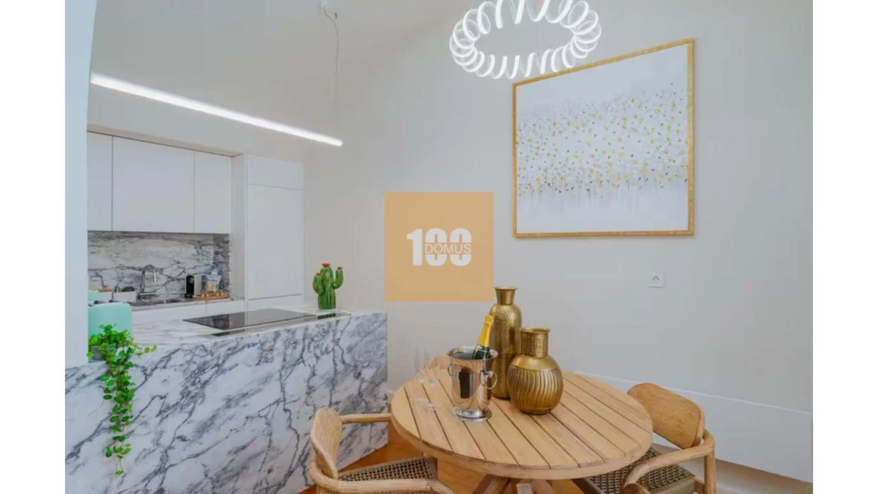 Apartamento T2 para Venda em Paranhos Foto 9