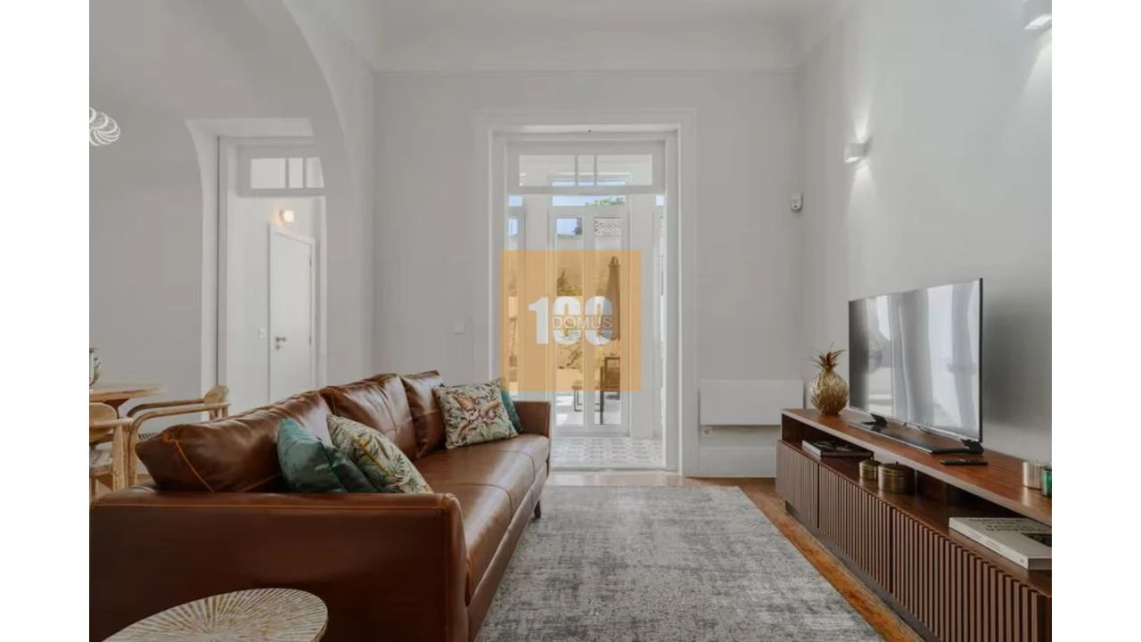 Apartamento T2 para Venda em Paranhos Foto 1