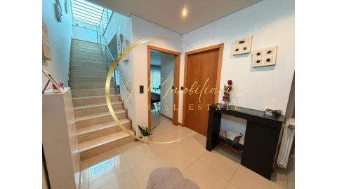 Moradia T4 para Venda em Gafanha da Encarnação