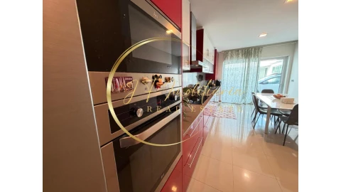 Moradia T4 para Venda em Gafanha da Encarnação