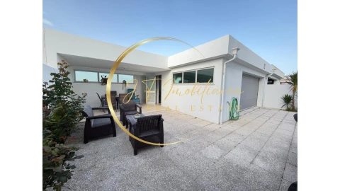 Moradia T4 para Venda em Gafanha da Encarnação