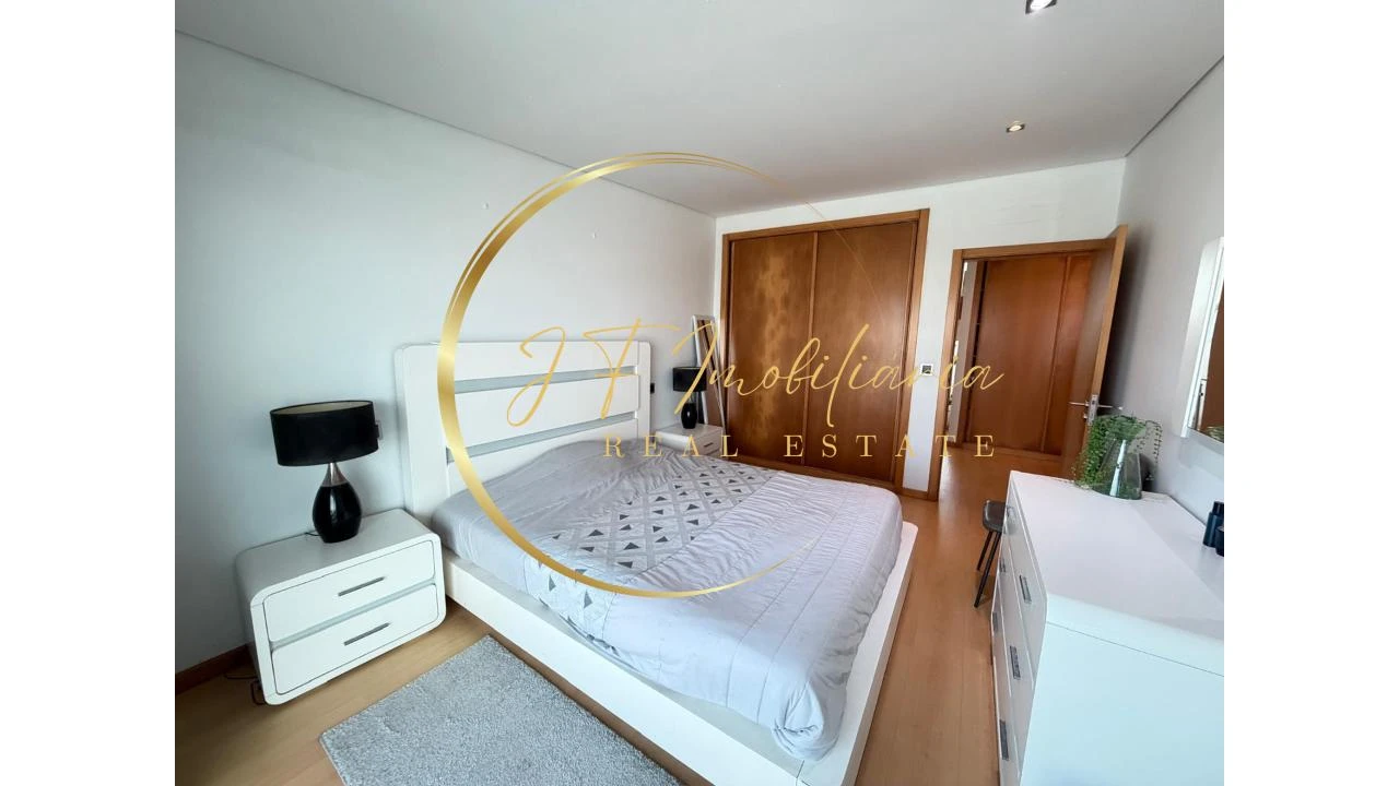 Moradia T4 para Venda em Gafanha da Encarnação Foto 10