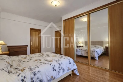 Apartamento T3 para Venda em Póvoa de Santa Iria e Forte da Casa