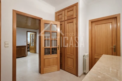 Apartamento T3 para Venda em Póvoa de Santa Iria e Forte da Casa