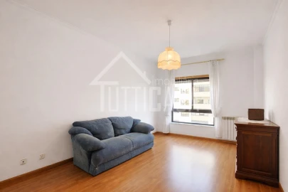 Apartamento T3 para Venda em Póvoa de Santa Iria e Forte da Casa