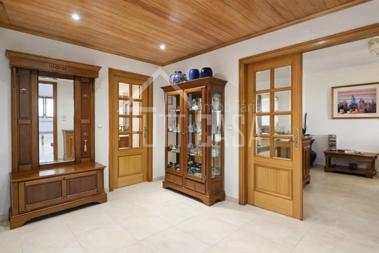 Apartamento T3 para Venda em Póvoa de Santa Iria e Forte da Casa Foto 6