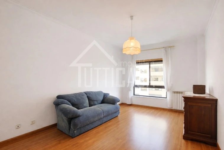 Apartamento T3 para Venda em Póvoa de Santa Iria e Forte da Casa Foto 26