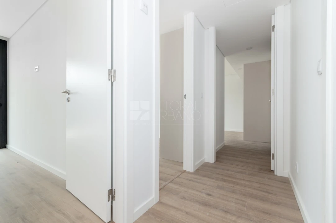 Apartamento T3 para Venda em Madalena Foto 15