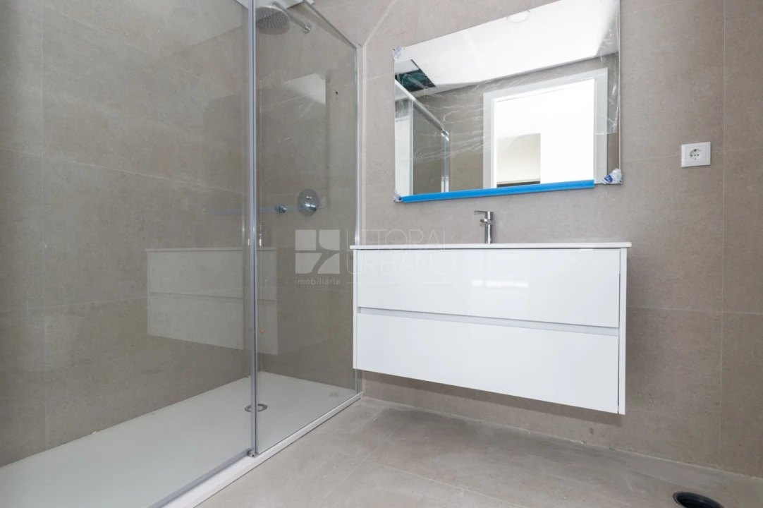 Apartamento T3 para Venda em Madalena Foto 25