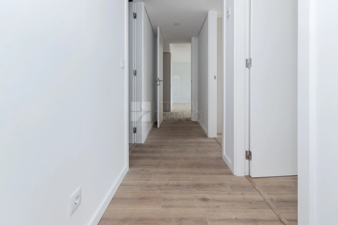 Apartamento T3 para Venda em Madalena Foto 26