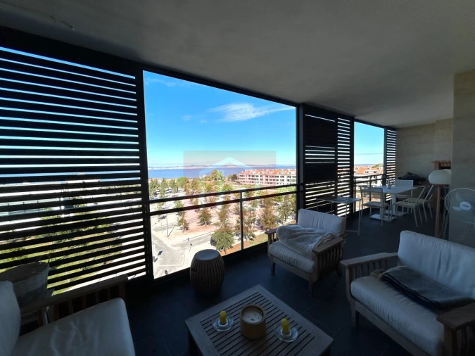 Apartamento T4 para Venda em Alcochete Foto 8