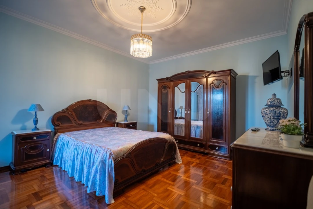 Moradia T7 para Venda em Cela Foto 18