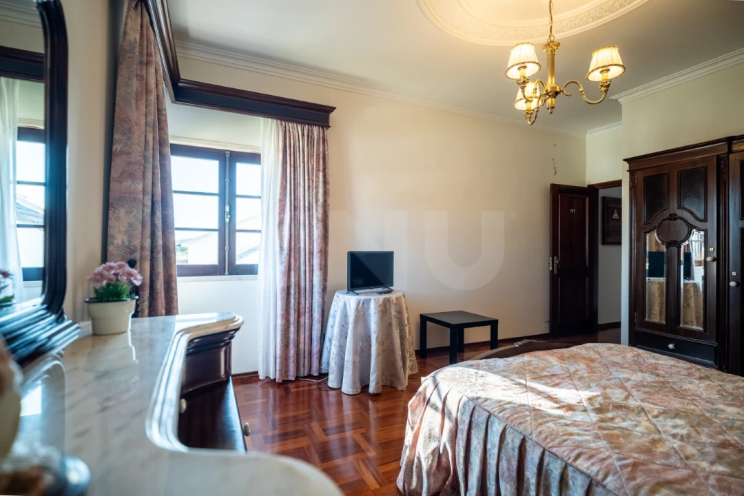 Moradia T7 para Venda em Cela Foto 25