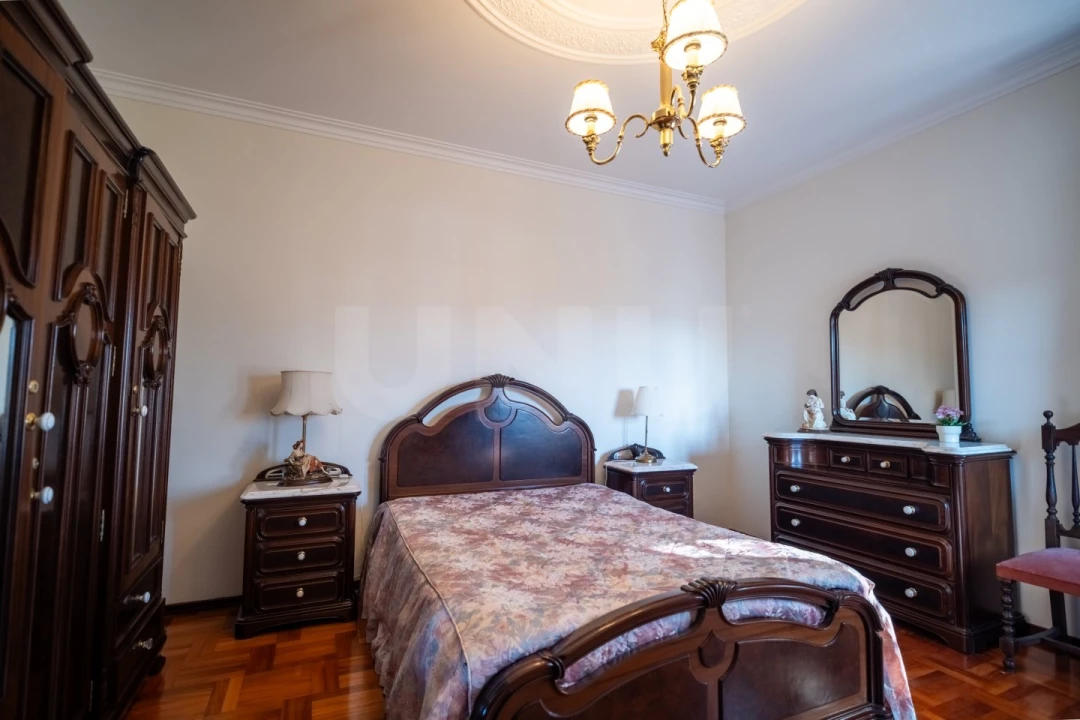 Moradia T7 para Venda em Cela Foto 26