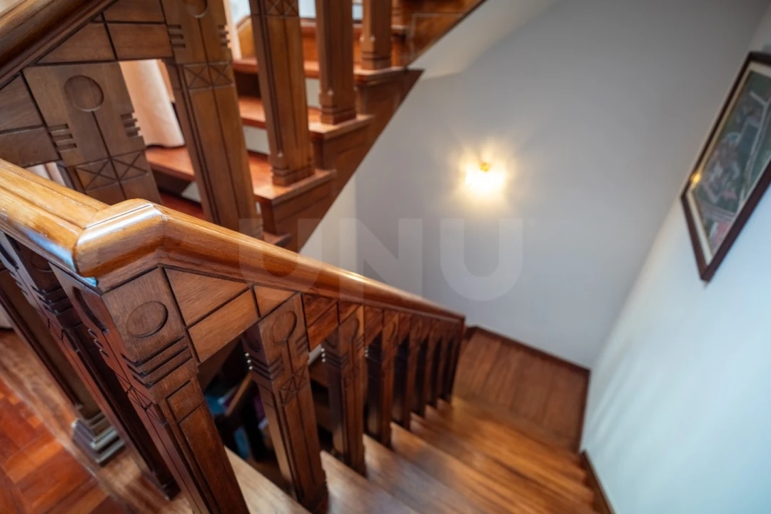 Moradia T7 para Venda em Cela Foto 28