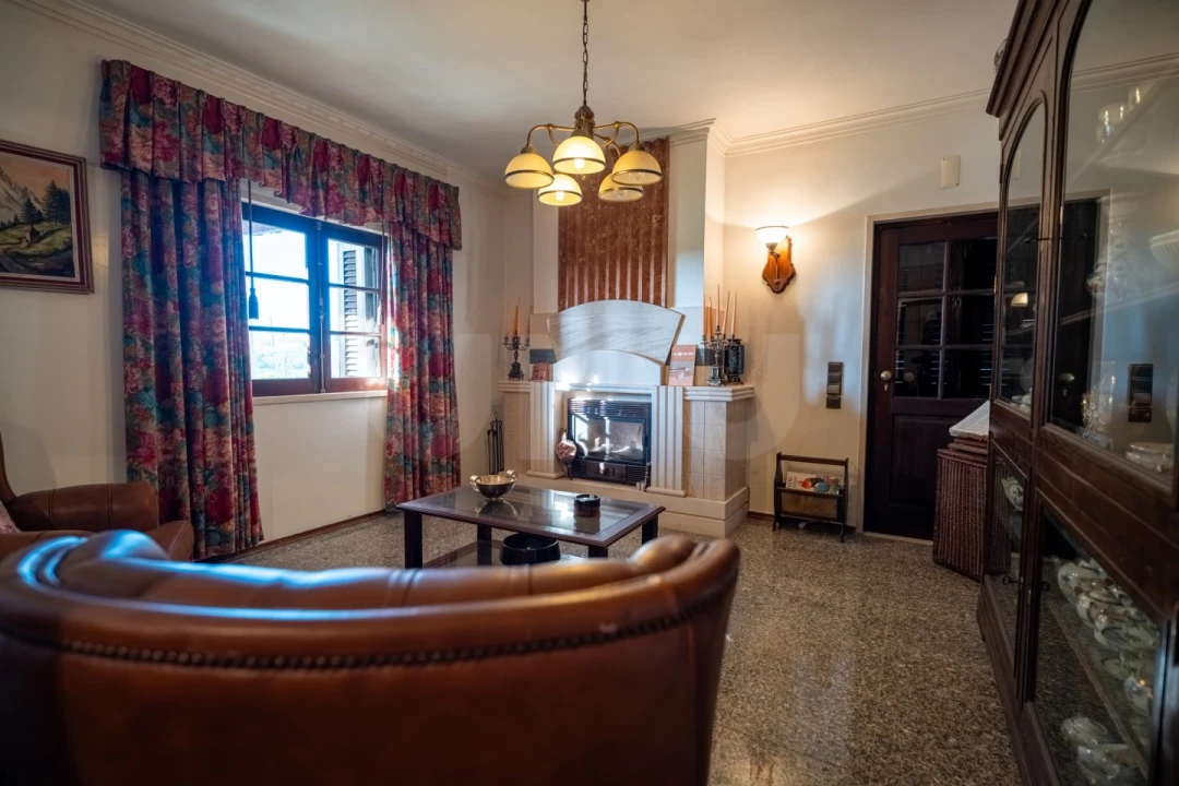 Moradia T7 para Venda em Cela Foto 36