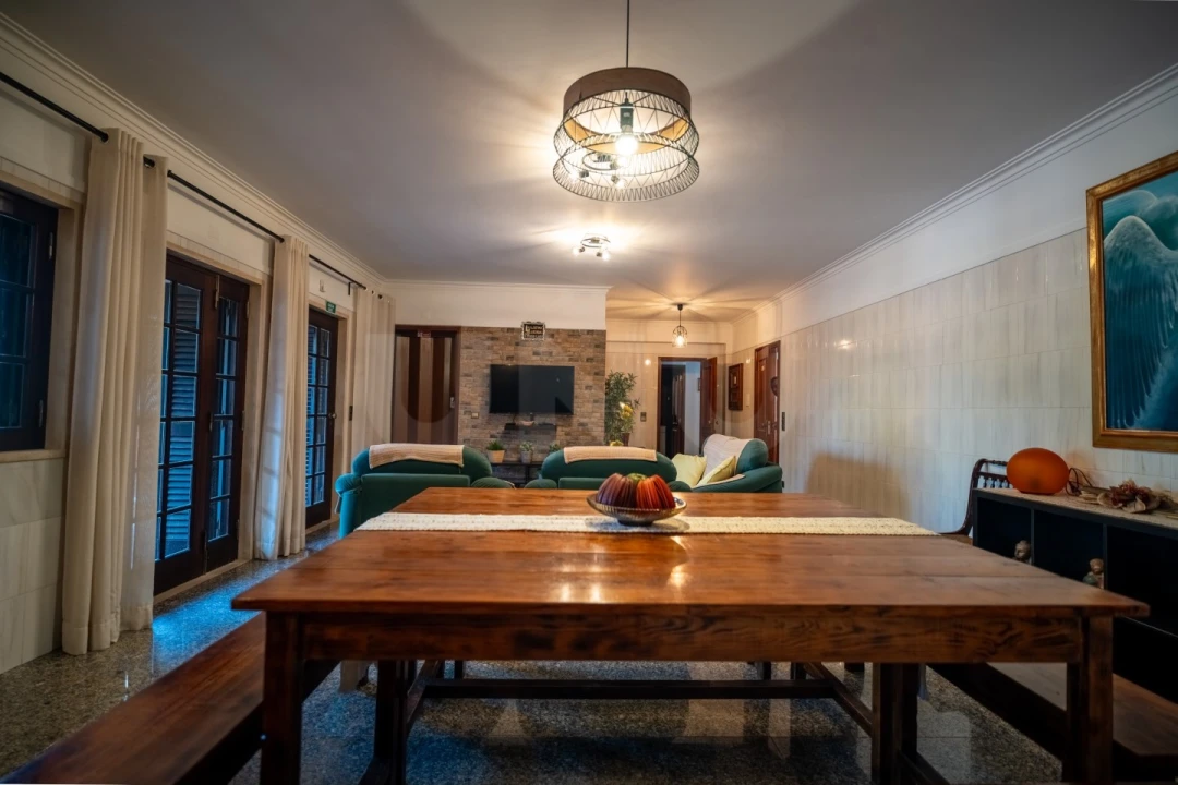 Moradia T7 para Venda em Cela Foto 43