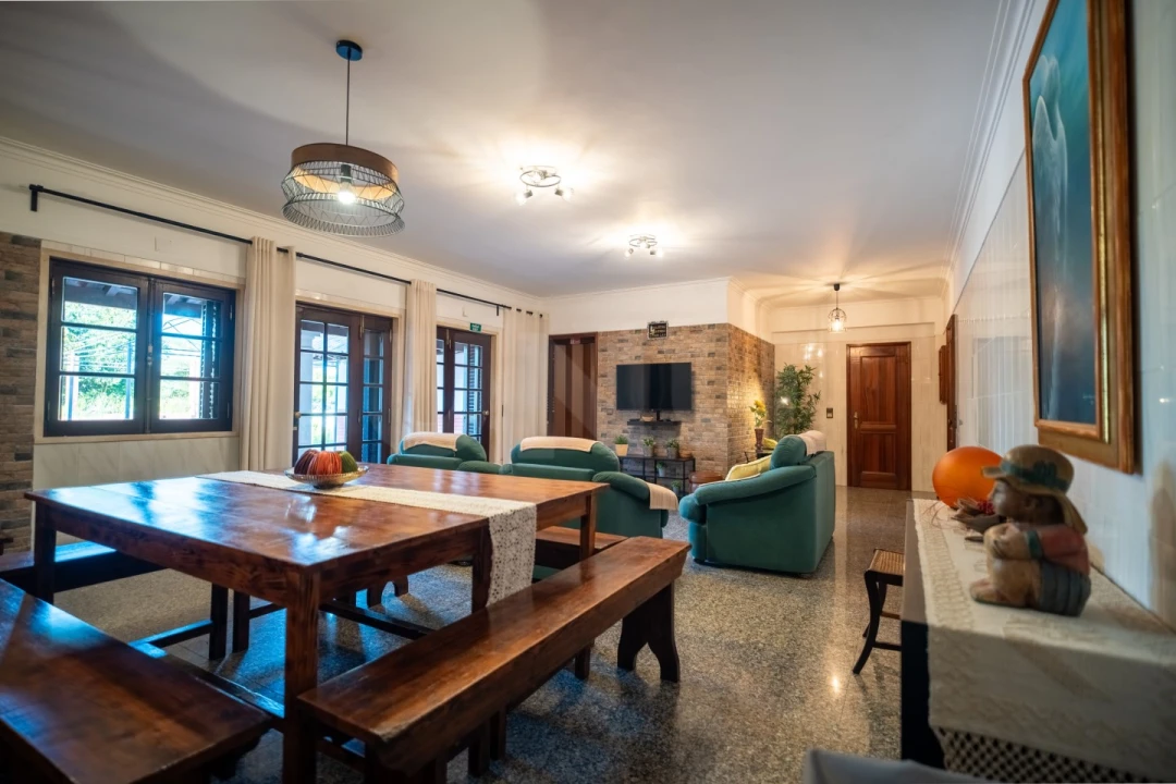 Moradia T7 para Venda em Cela Foto 44