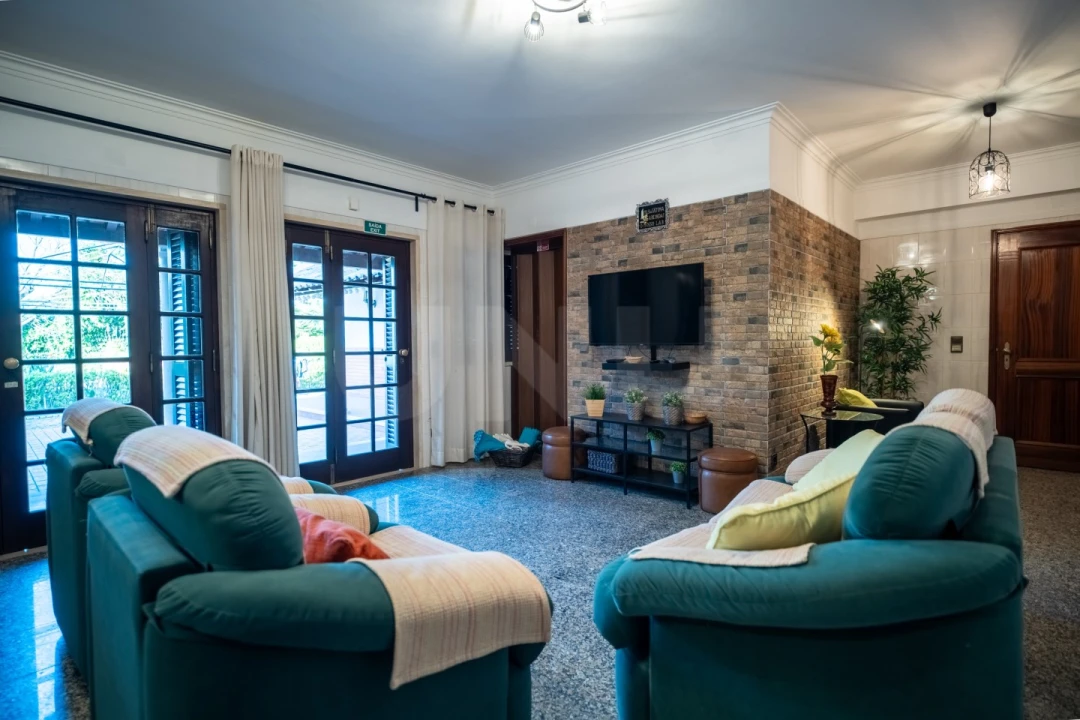 Moradia T7 para Venda em Cela Foto 46