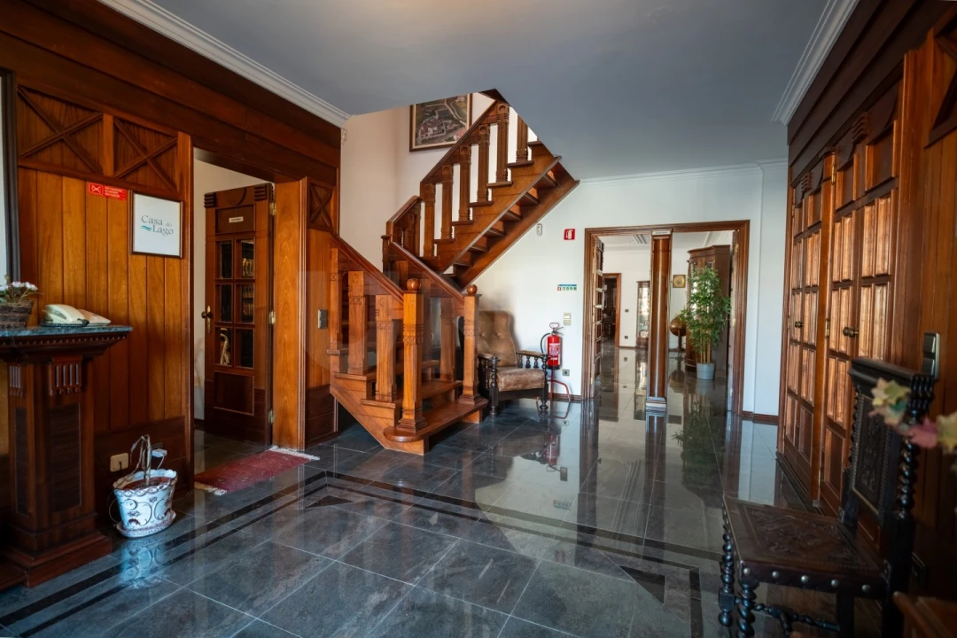 Moradia T7 para Venda em Cela Foto 60